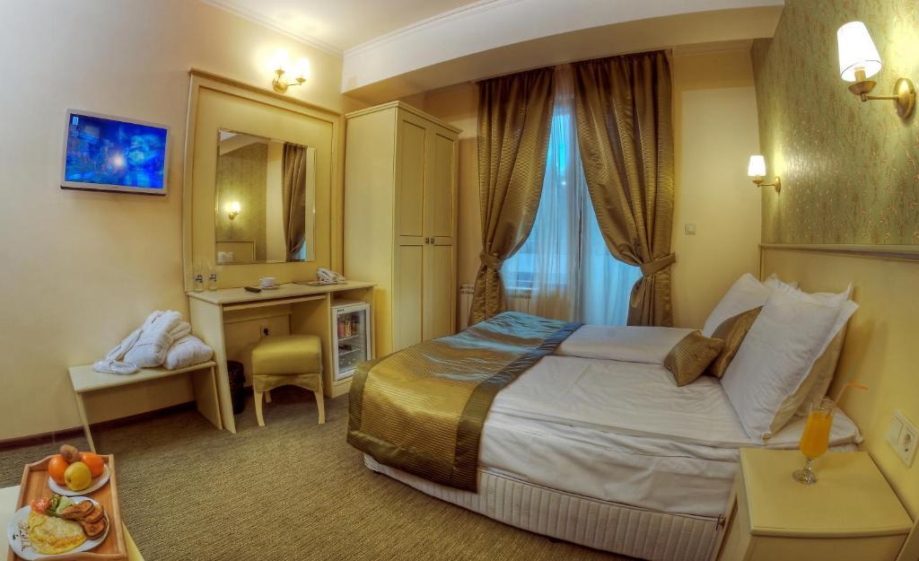 Hotel Iva & Elena 潘波洛沃 外观 照片